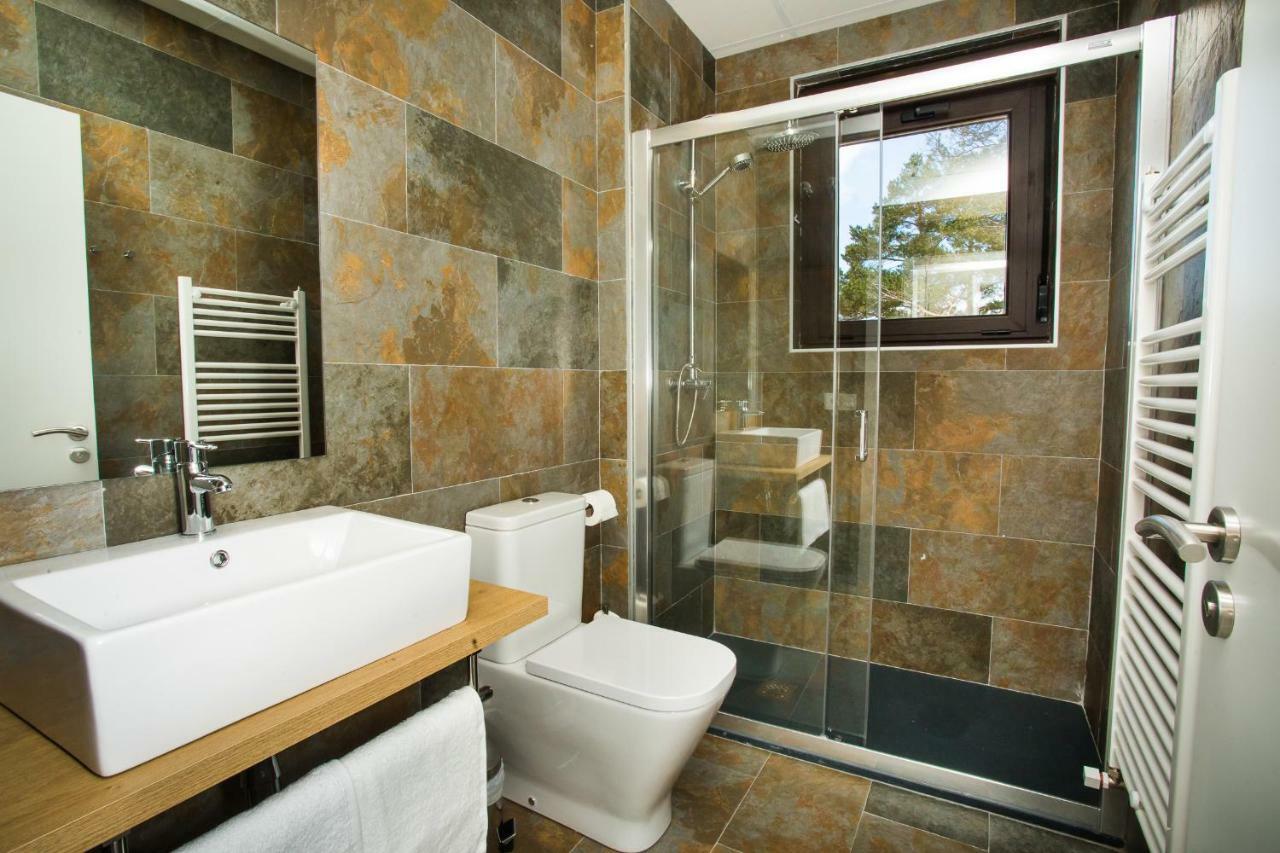 Villa Lucerna Sports & Hotel Resort Vigo de Sanabria Екстериор снимка