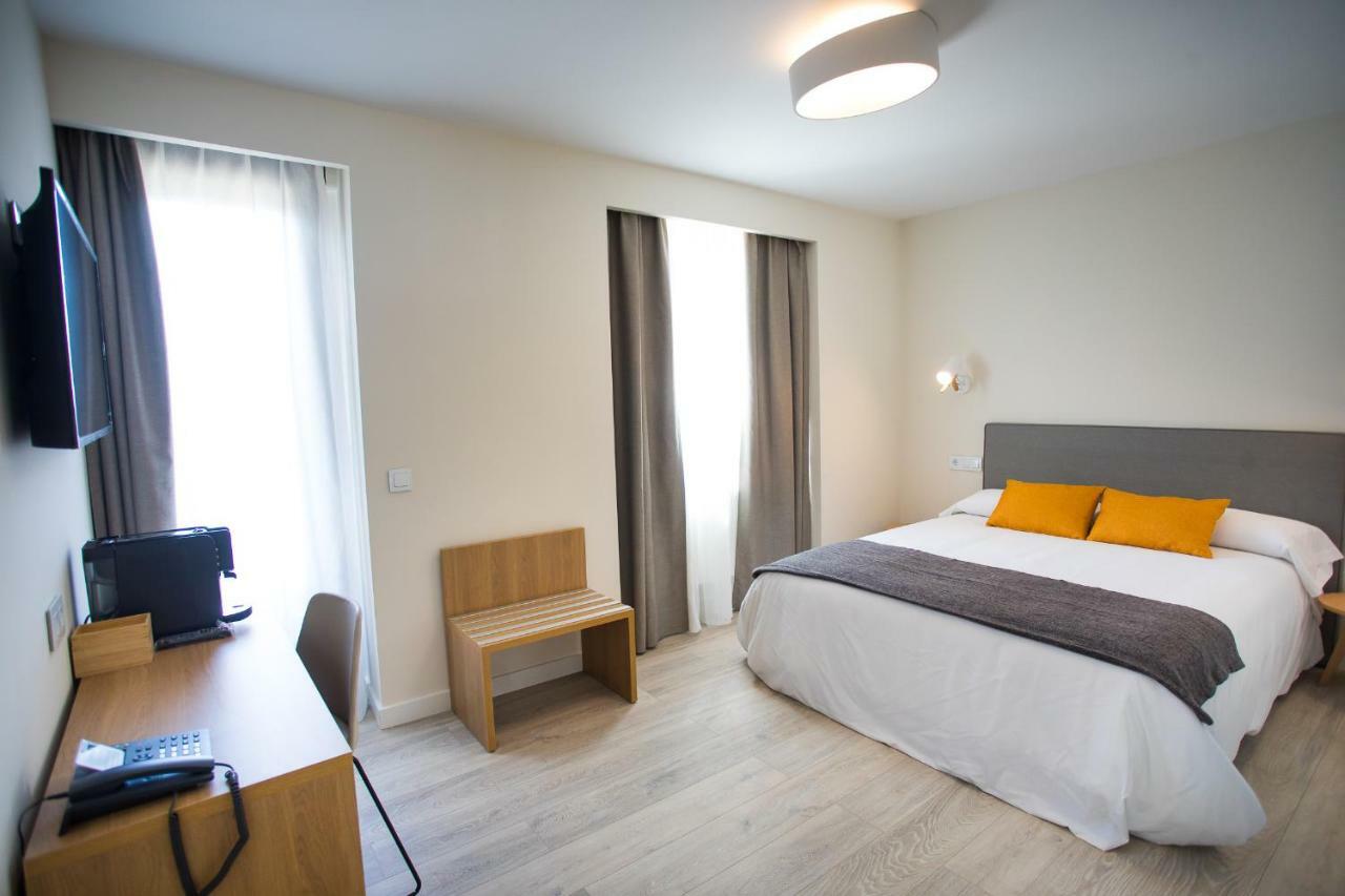 Villa Lucerna Sports & Hotel Resort Vigo de Sanabria Екстериор снимка